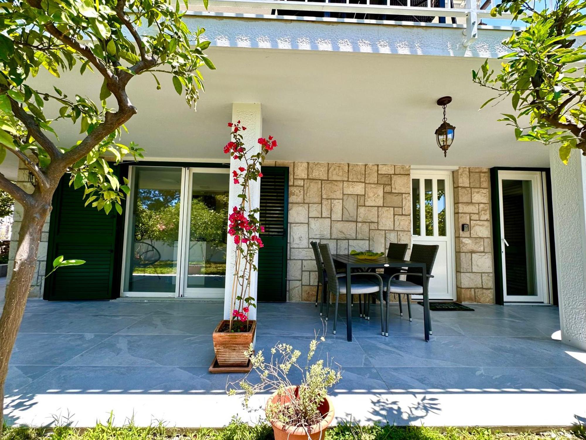 Perla & Palma Villa ซาบอริซ ภายนอก รูปภาพ